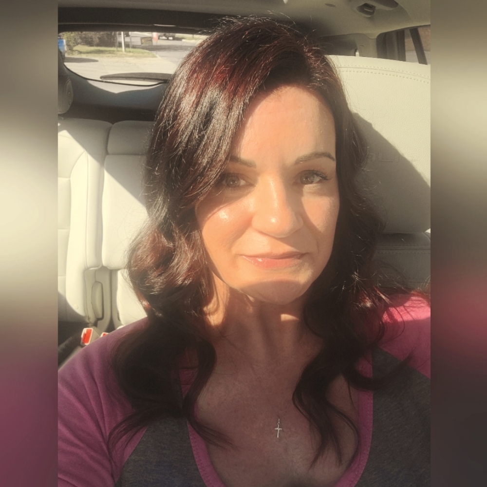 Meet your Posher, Jenn